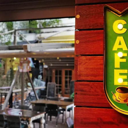 Upper House Hotel 4*