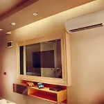 Upper House 3*