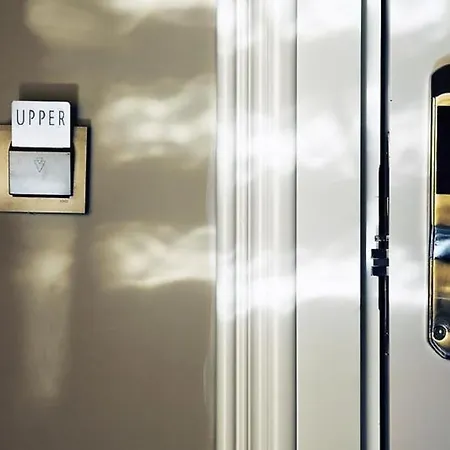 Upper House Hotel