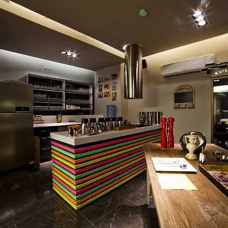 Upper House カシュ